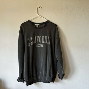 Oversized California Crew Neck